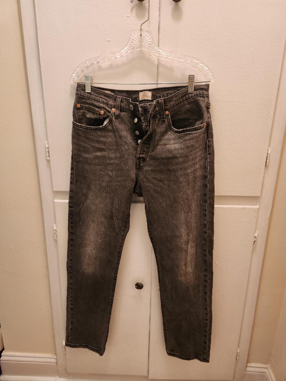 501 Original Levi Pants (size 30)